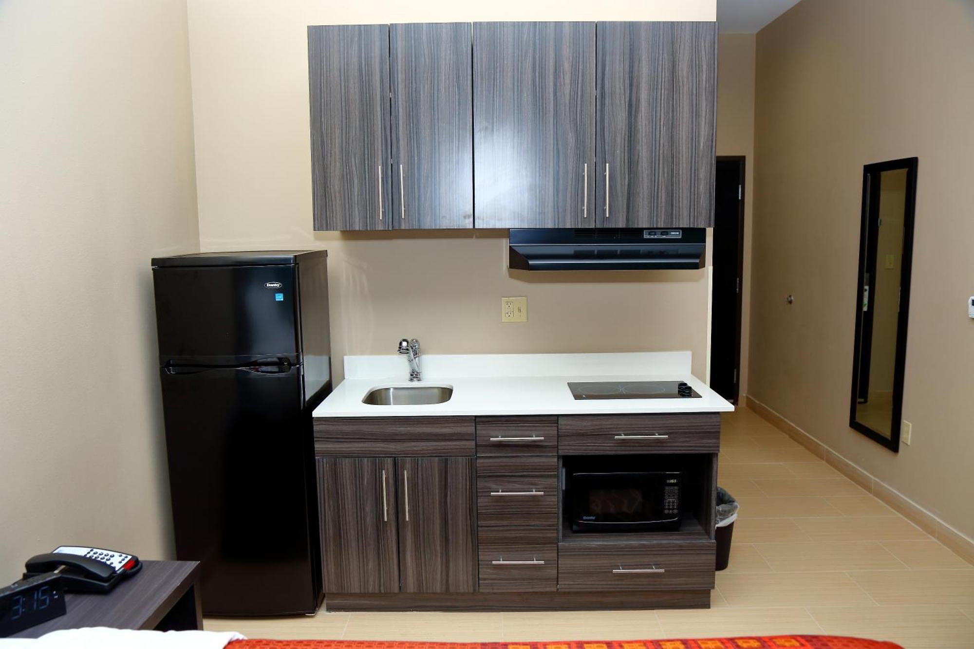 فندق أمريكاز بيست فاليو إن آند سويتس بريرفيل Prairieville المظهر الخارجي الصورة